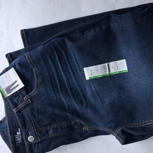 Time & Tru Mid Rise Stretch Jeans Relaxed Fit
